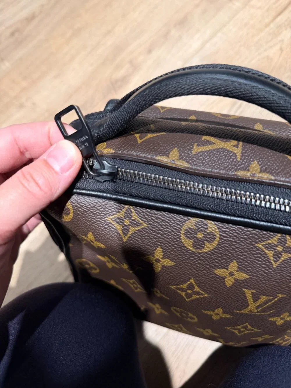 Louis Vuitton Quest Messenger